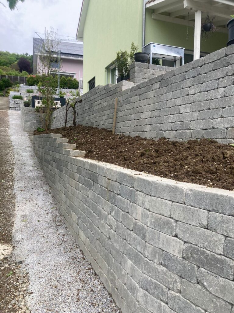 Schefers Garten Neuanlage Stützmauer
