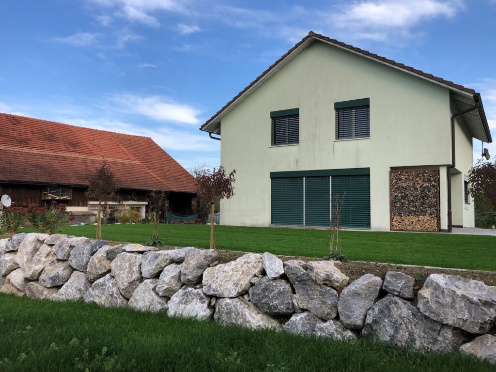 Schefers Garten Gartenbau Mettlen Ostschweiz Böschungsmauer