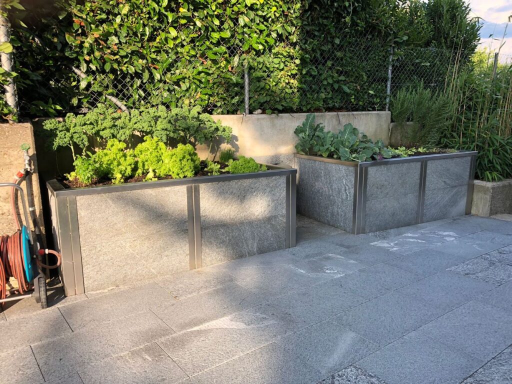Schefers Garten Firmensitz Mettlen Ostschweiz Hochbeet